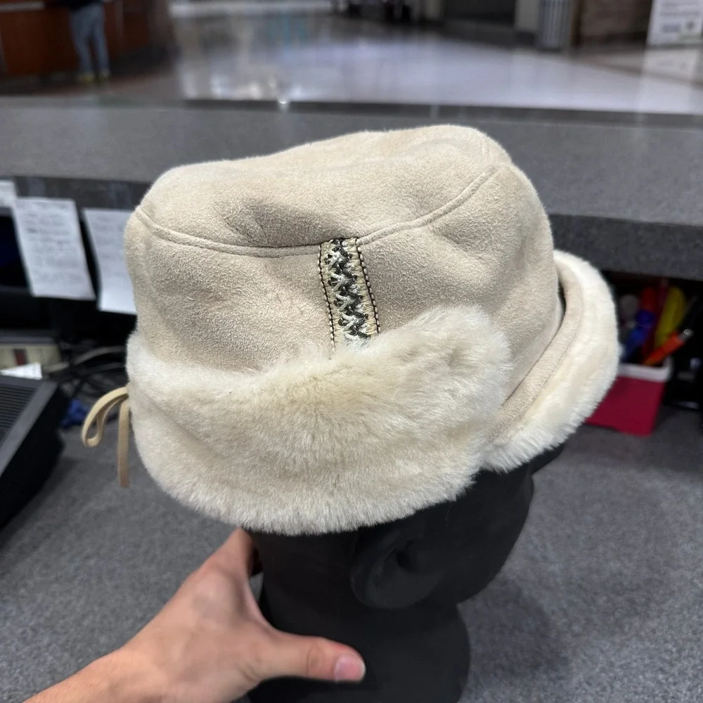 UGG Trapper Hat Womens O/S Tan Good Suede Shearling Lined Bucket Boho Trim
